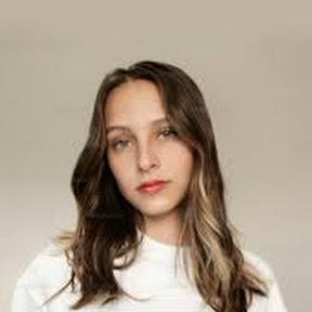 user avatar image for zoelilly