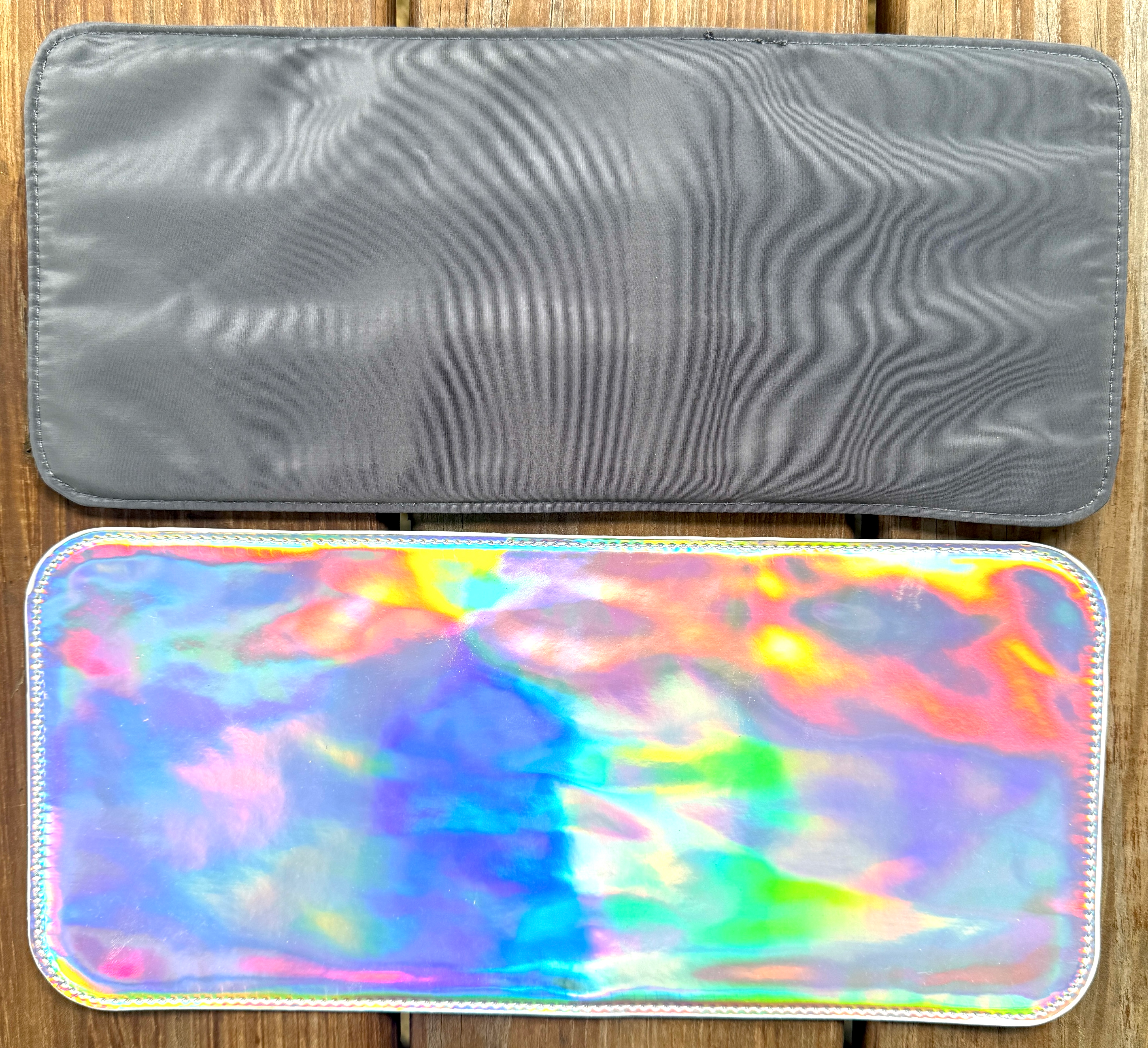 (2) Pin Inserts (Holo silver + Gray)