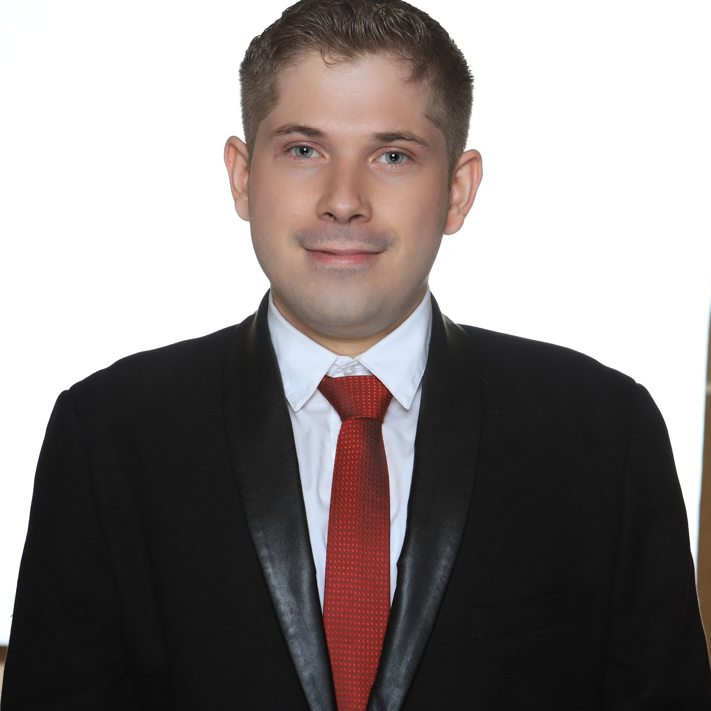 user avatar image for Santiago Sánchez