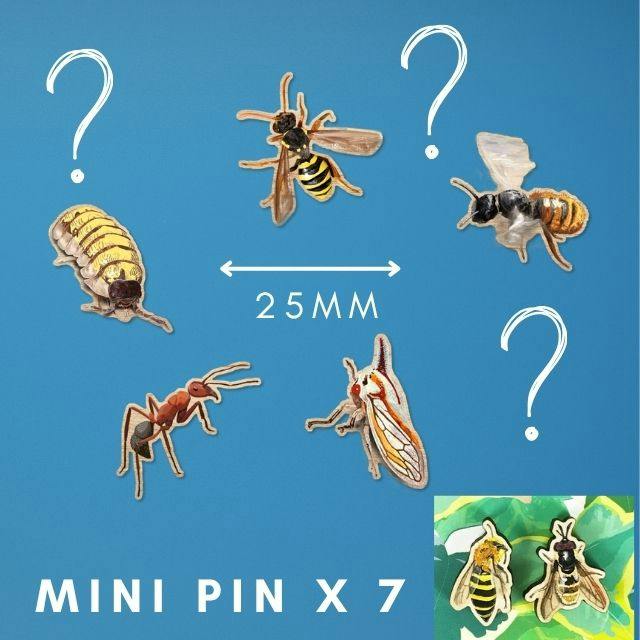 All-in: 7 Wooden mini pins