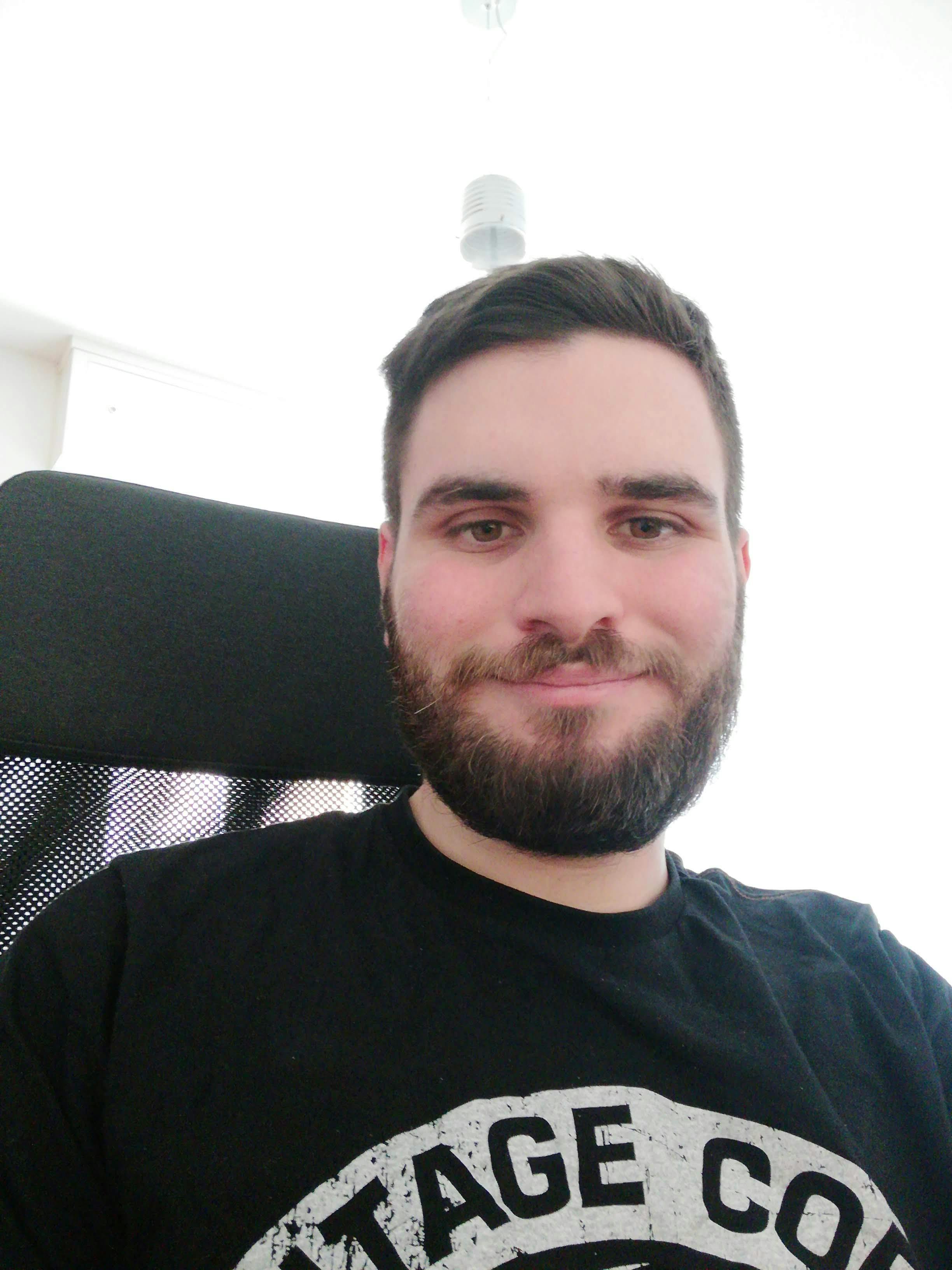 user avatar image for giusalex1