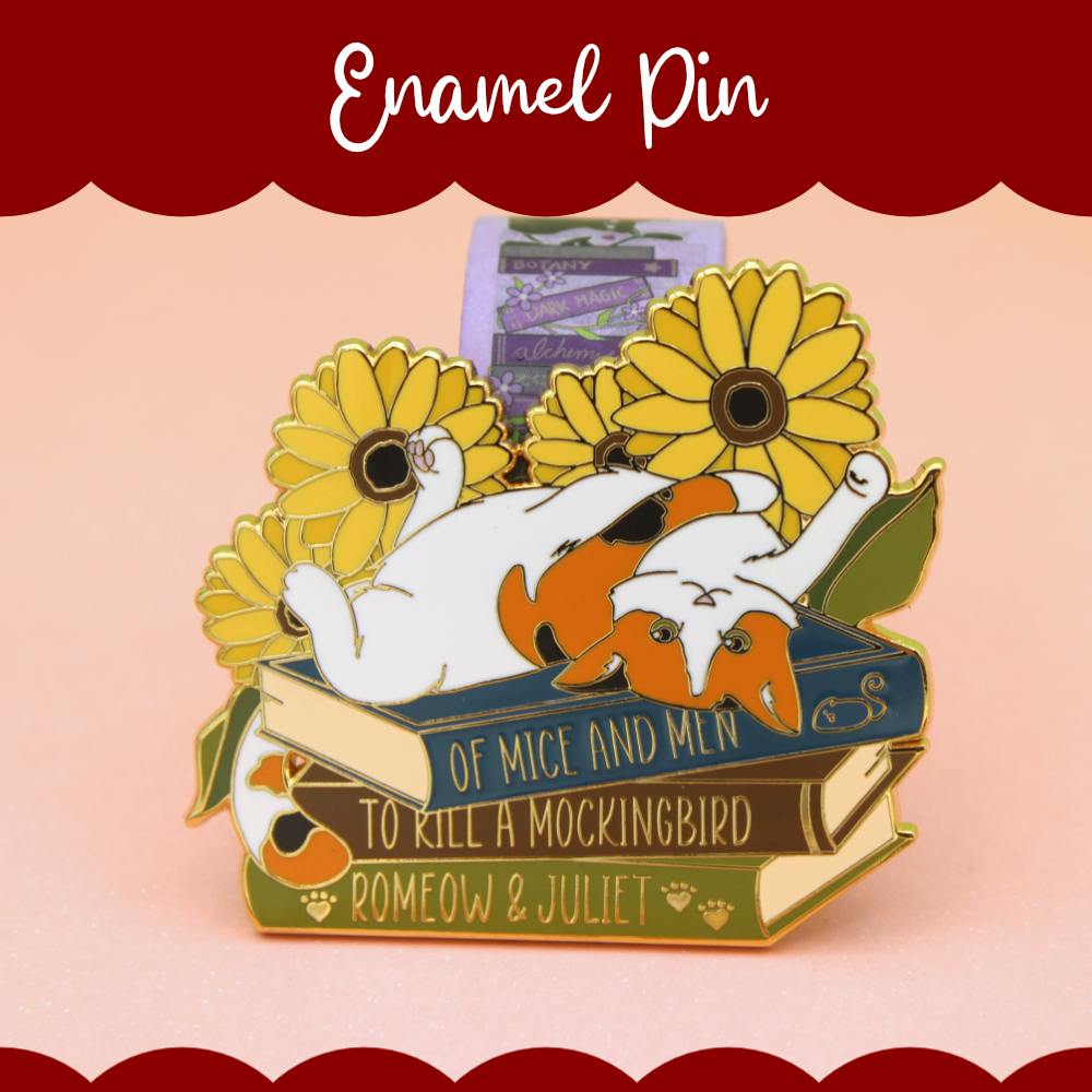 Cat enamel pin: calico cat