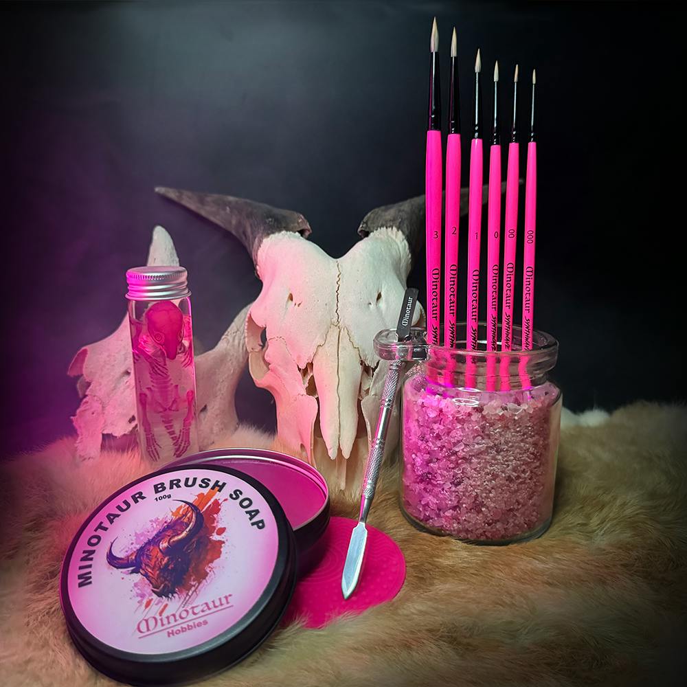 Double Minotaur Synthwave Brush Set