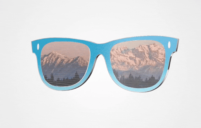 Sunnies Lenticular Pin