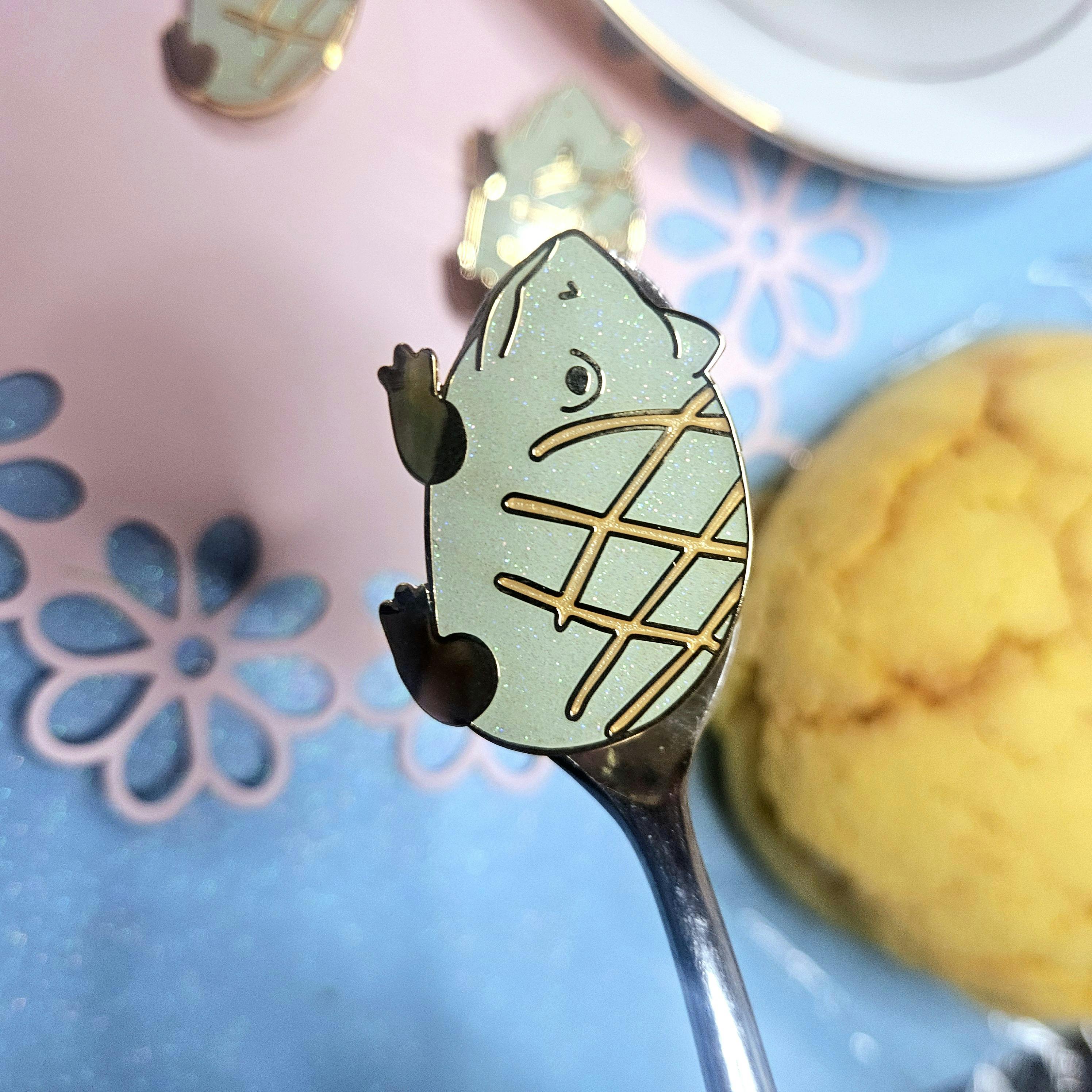 Melon Pan Frog Enamel Pin