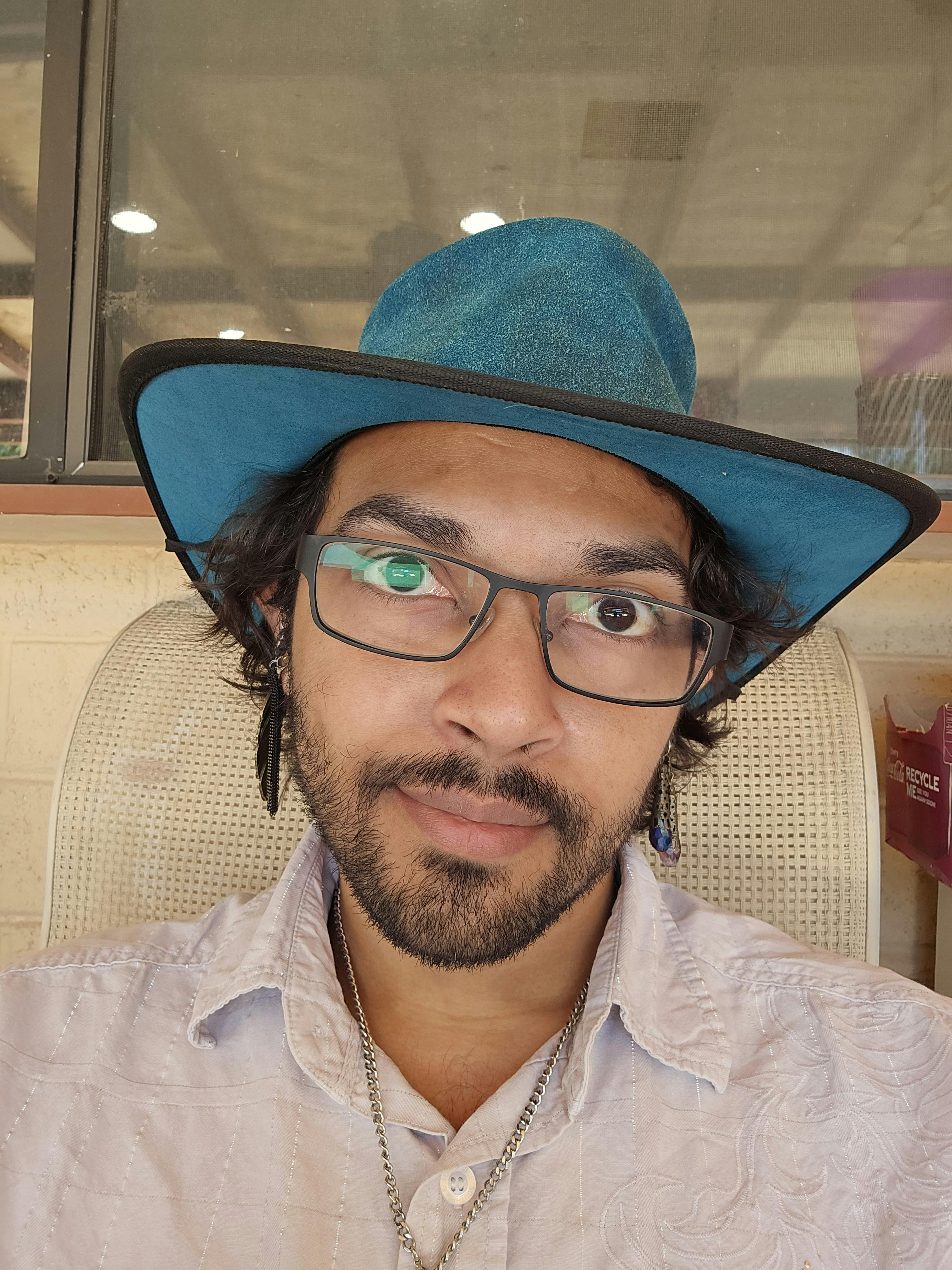 user avatar image for Charlie Foxleigh