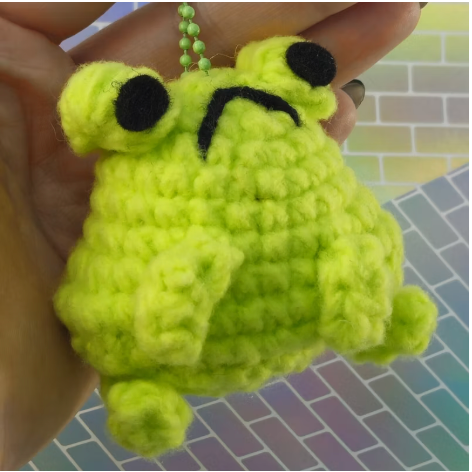 Crochet Frog Keychain