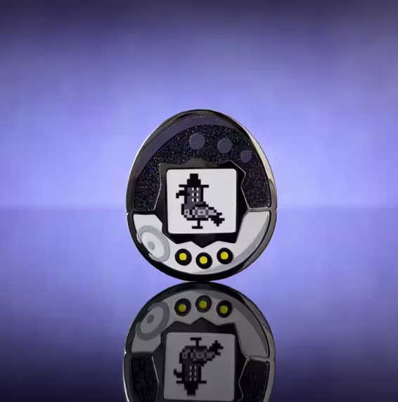 Sussie CyberPet Pin