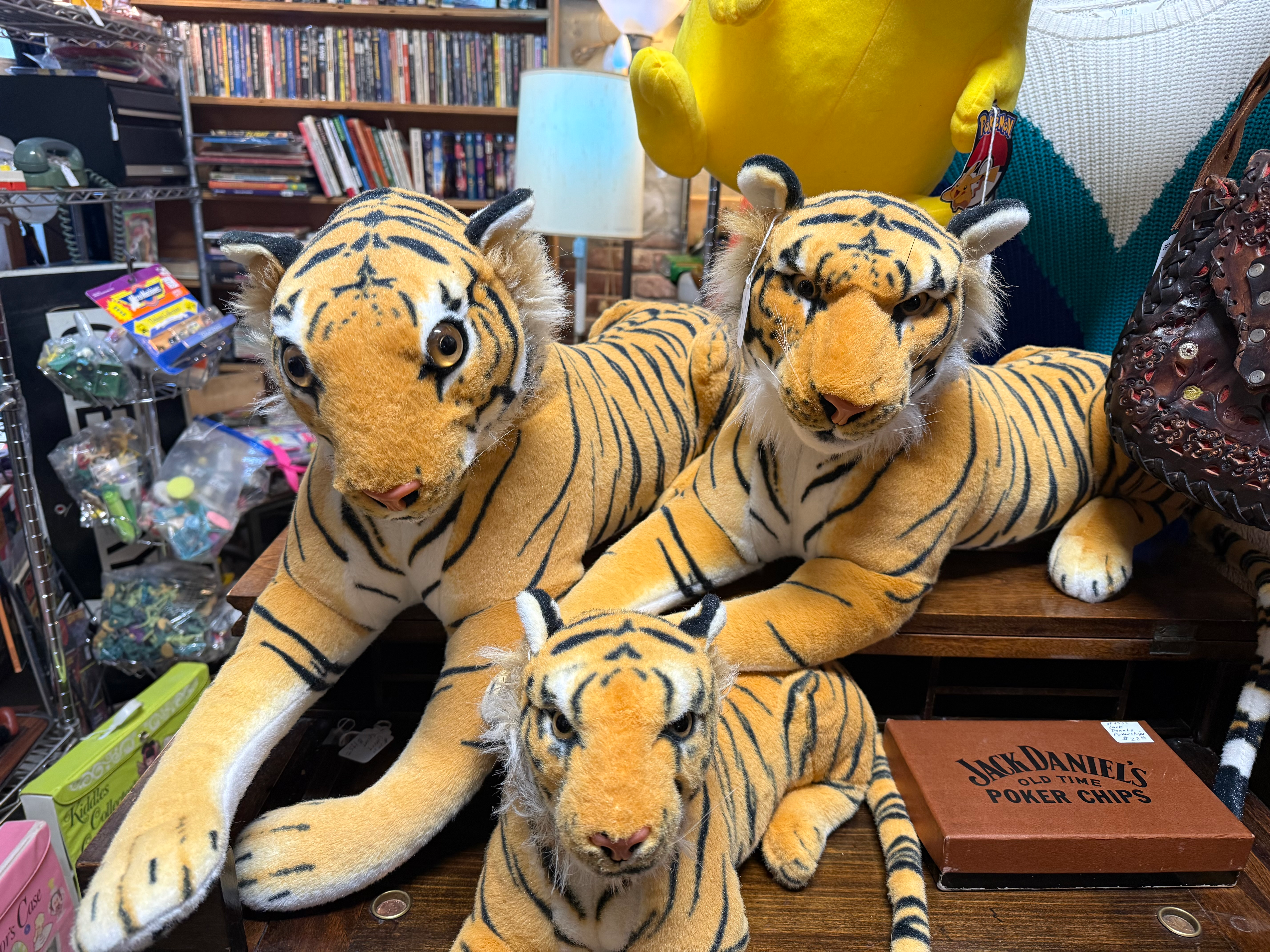 user avatar image for M