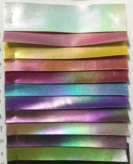 ✨🌈 Unlock new holo inserts! 🌈✨