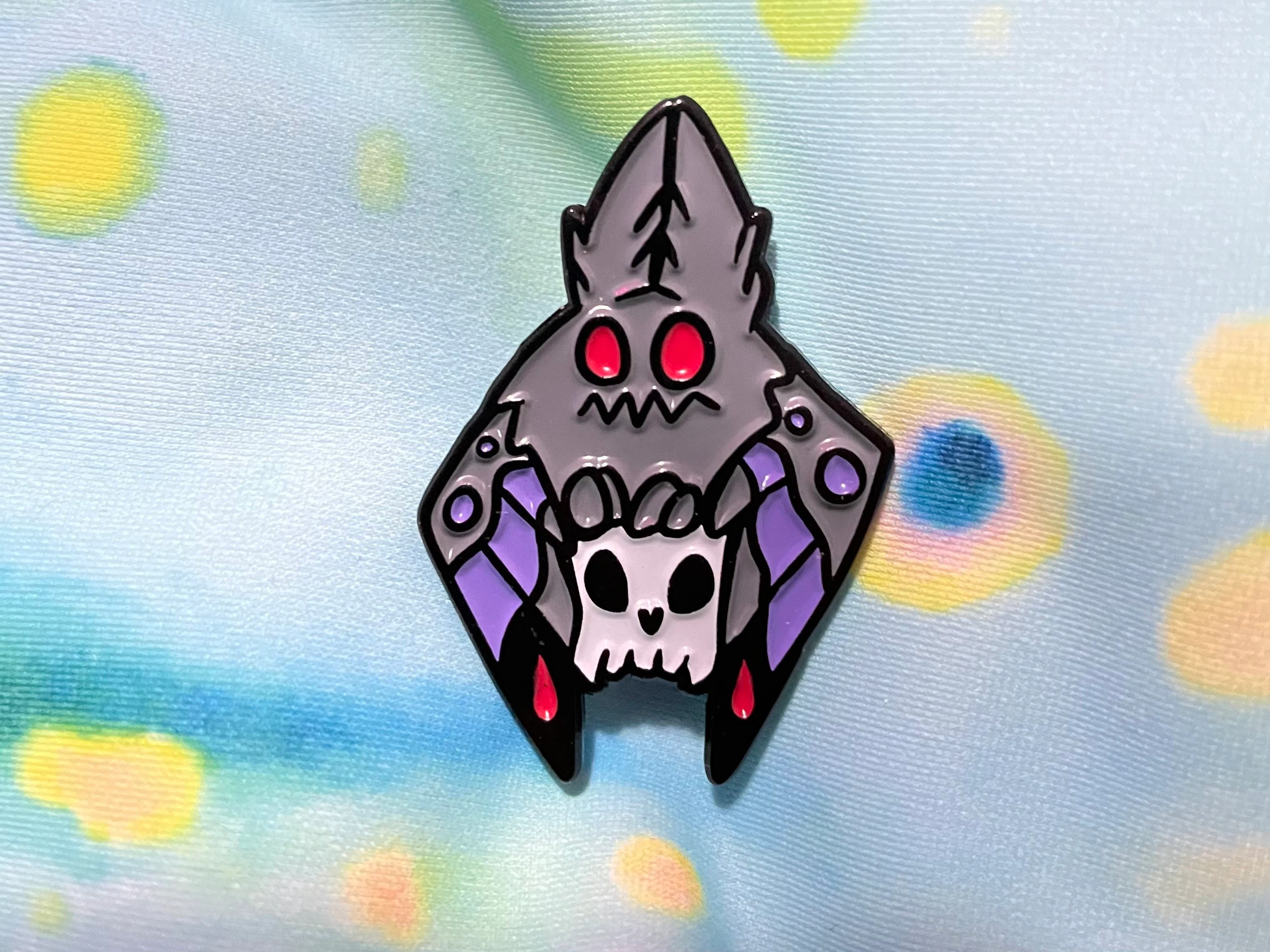 Mothman skull pin