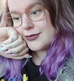 user avatar image for Laura Goethals