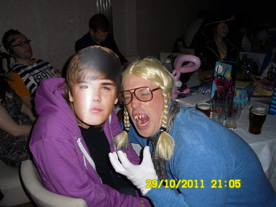 user avatar image for >< Gezuz ><