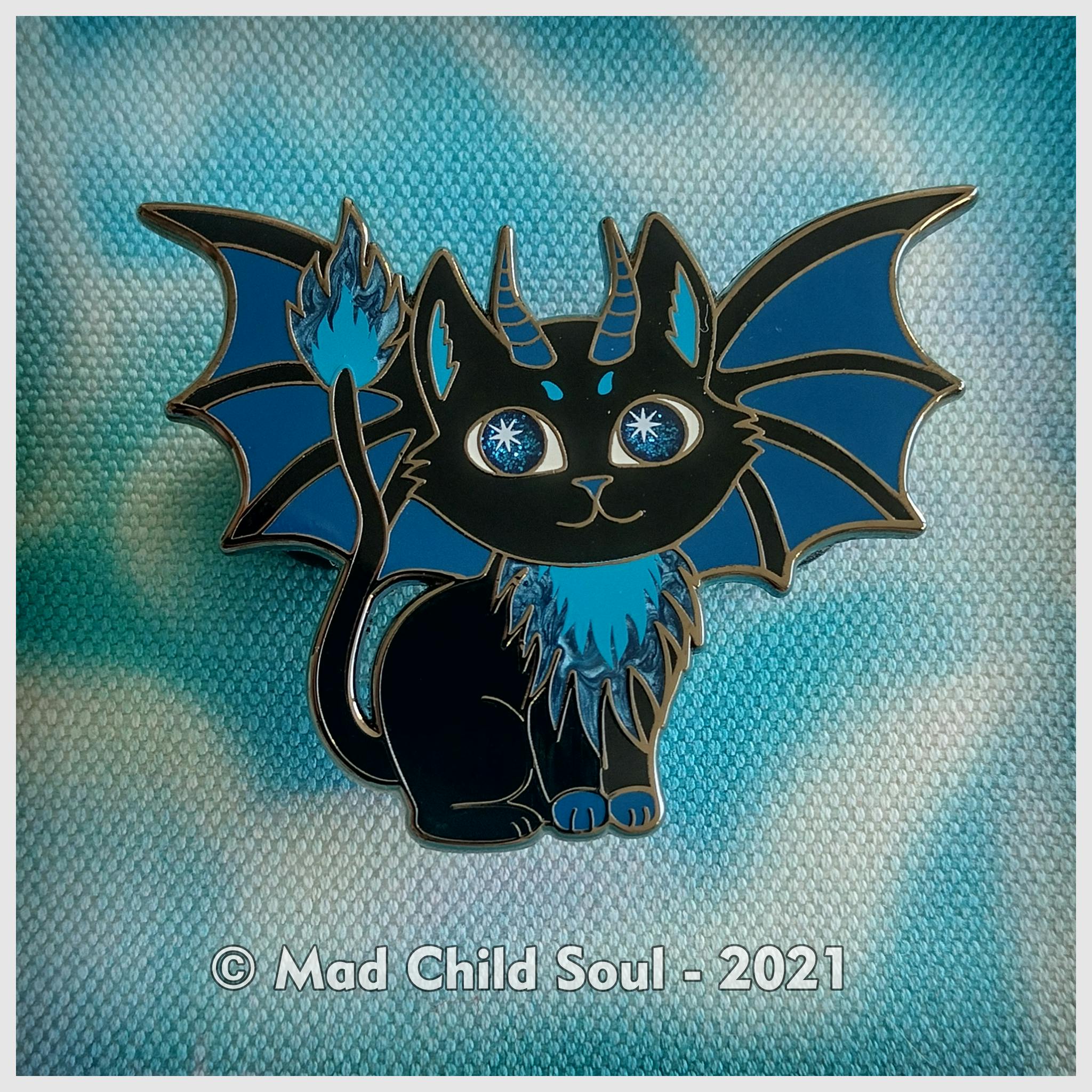 1x PIN : Saflame - Blue (EL 30)