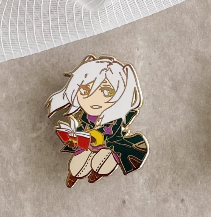 Robin (F) Enamel Pin