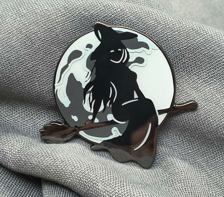 Pendle witch (glow in the dark) 