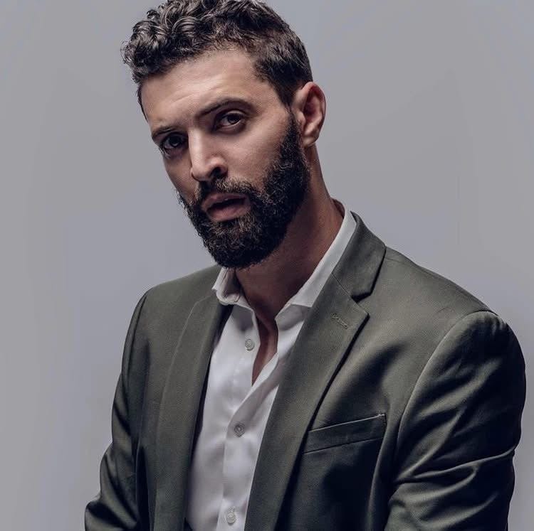 user avatar image for Julian Cavett