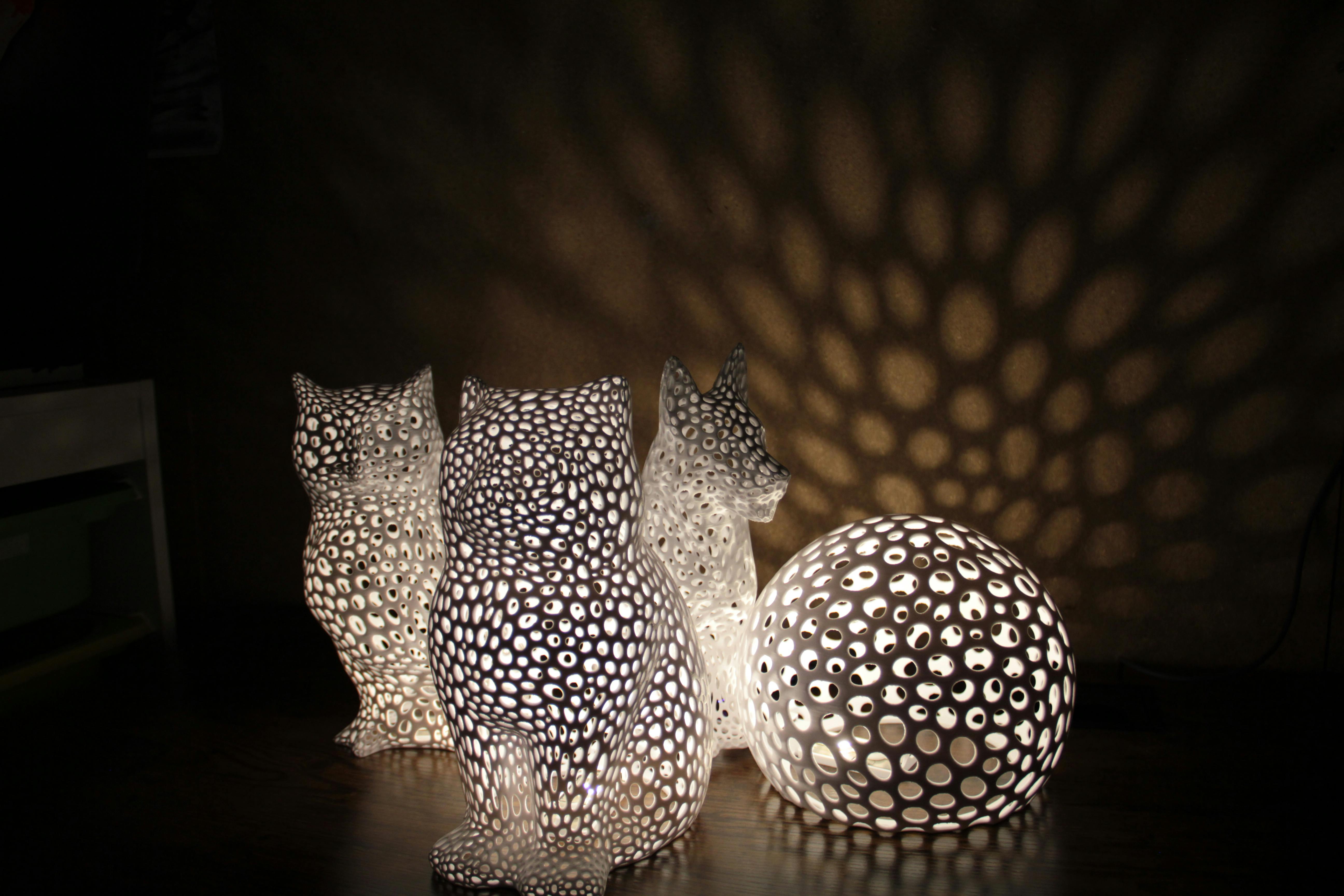 VoroLight: Lamps That Turn Your Walls Into Art