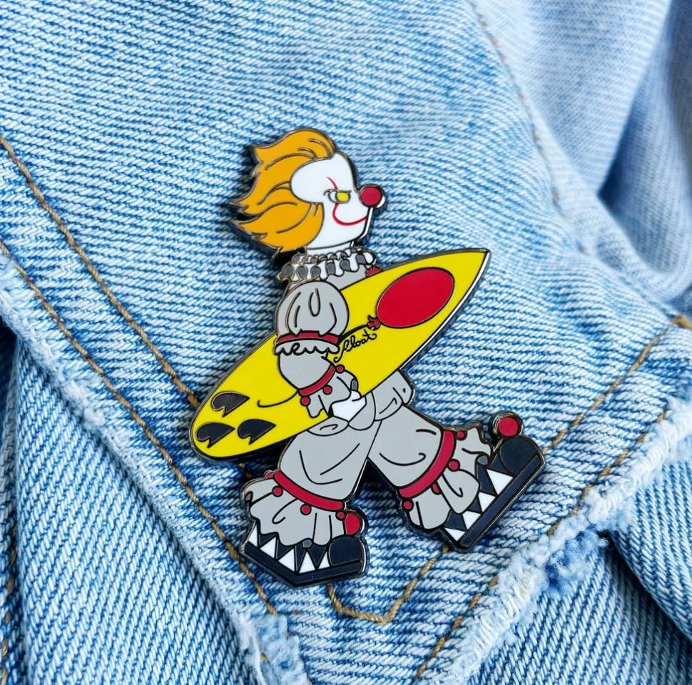 Surfing Float Pin