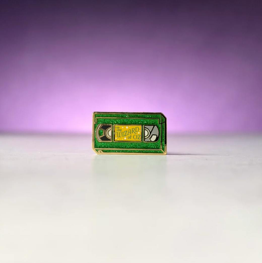(O&T) Oz VHS Pin