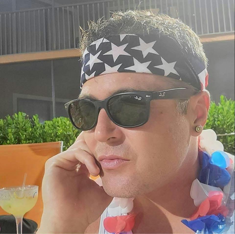 user avatar image for Dustin Shaneyfelt