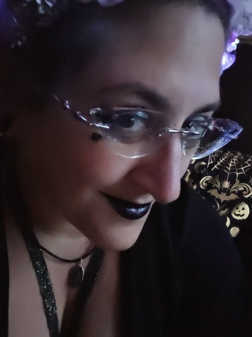 user avatar image for Laura 