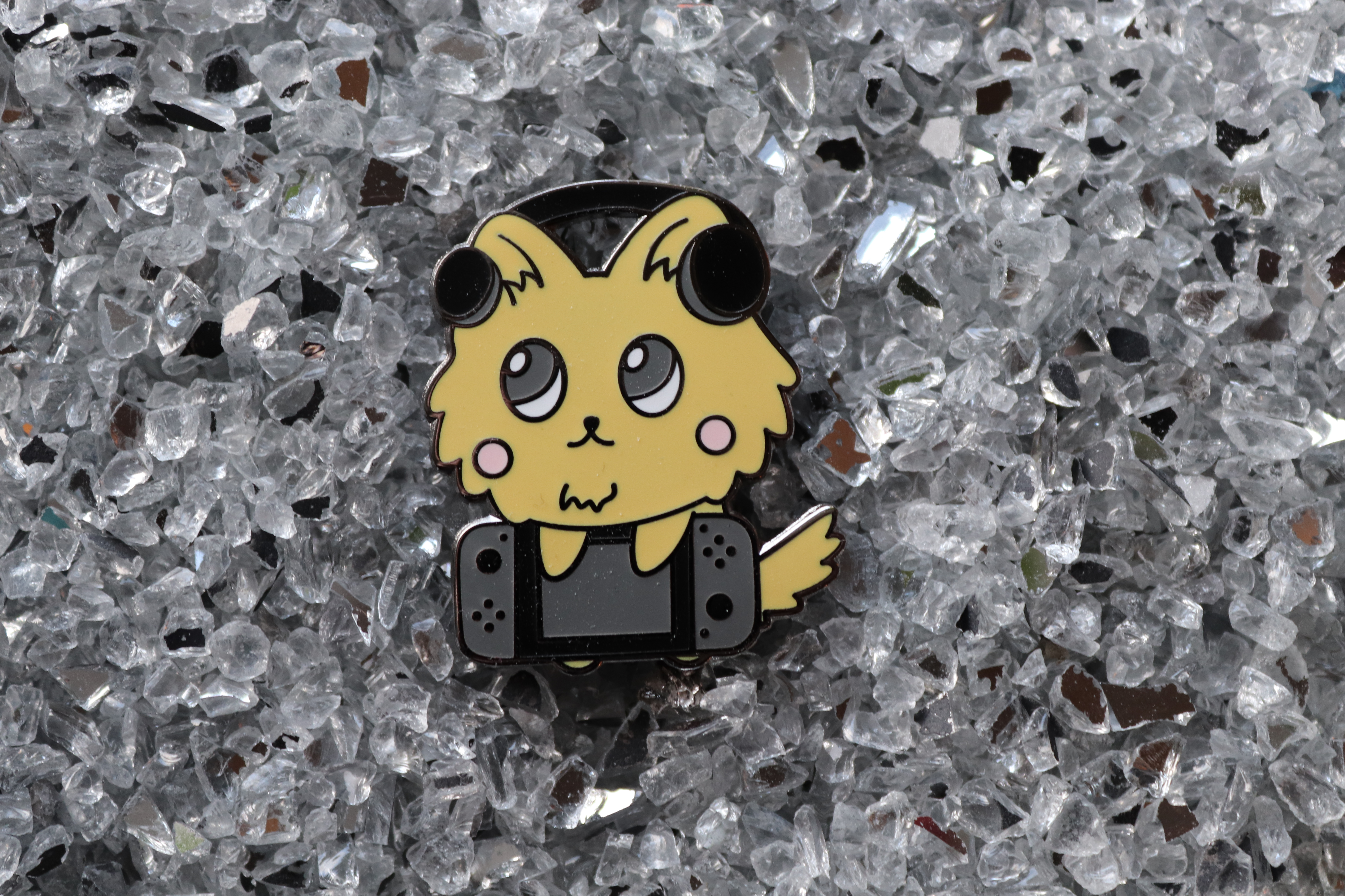 Switch grey gamer cat pin