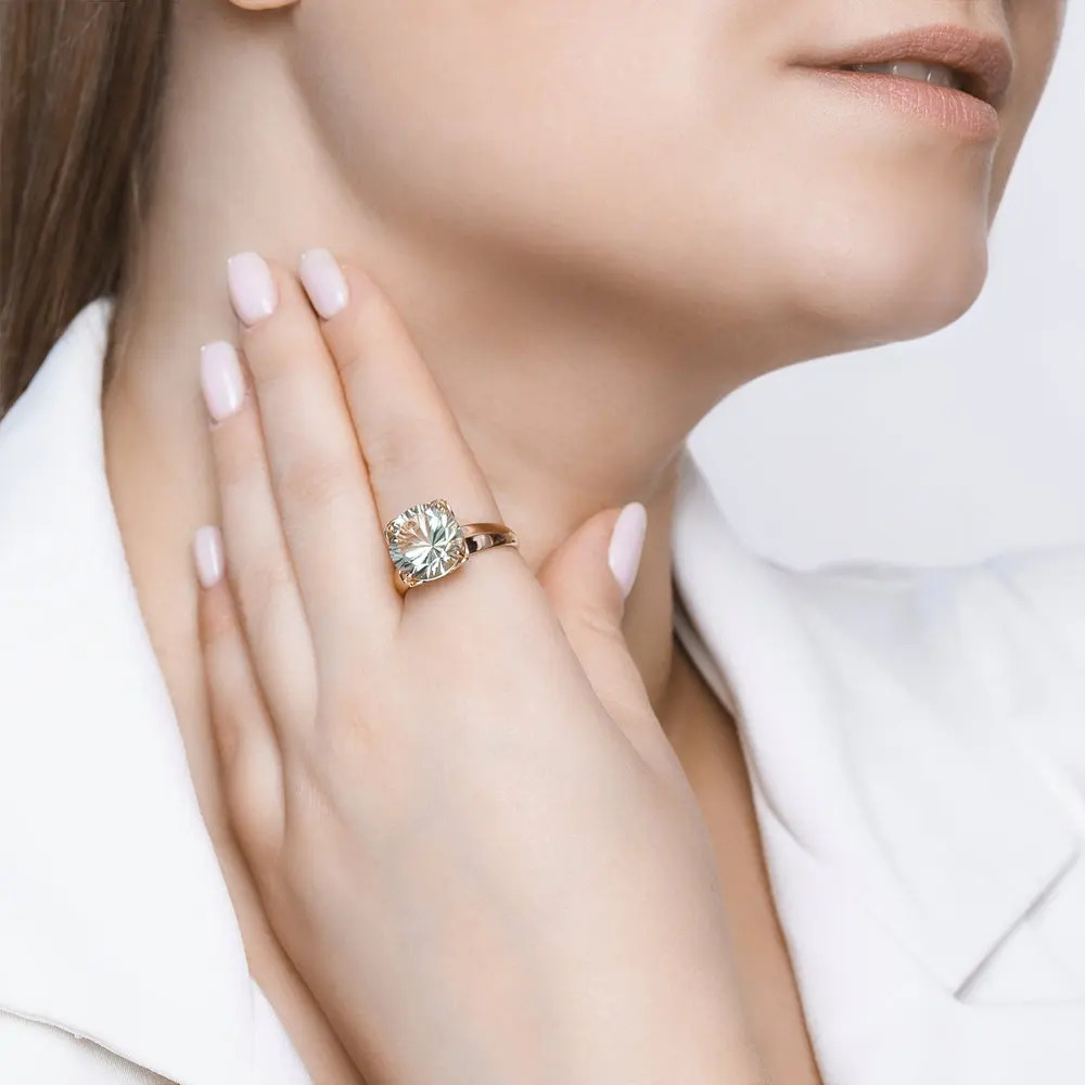 user avatar image for Violaallen