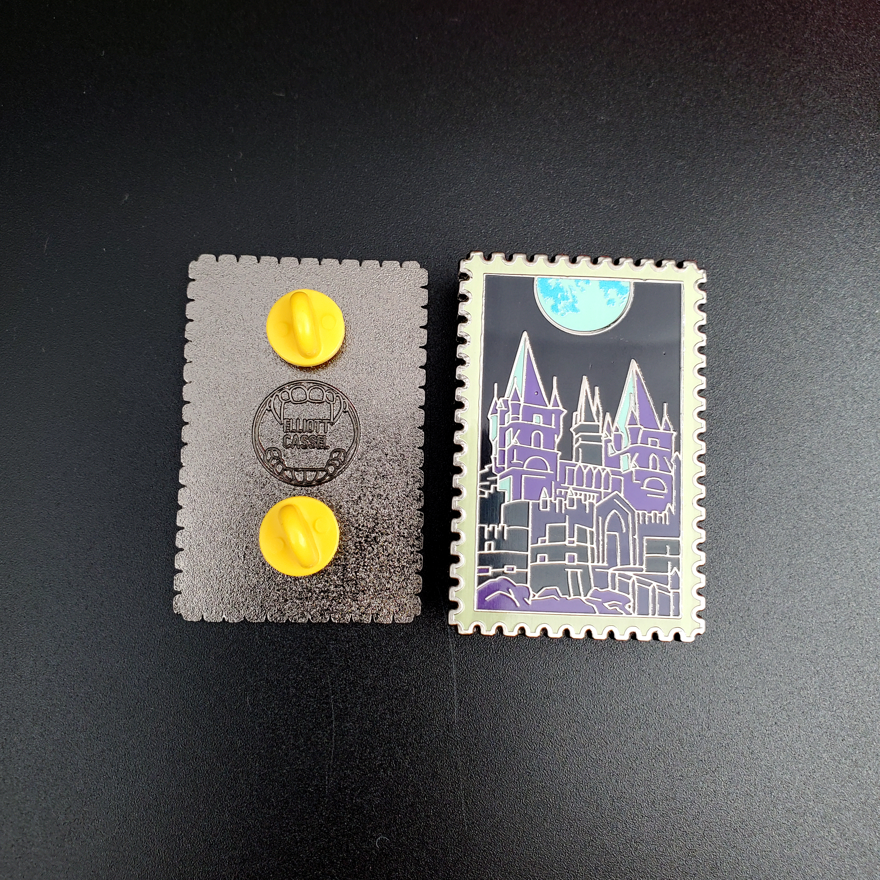 Bloodborne "Cainhurst" Stamp Pin