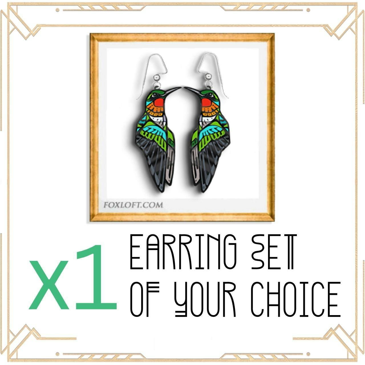 1 Pair of Earrings 