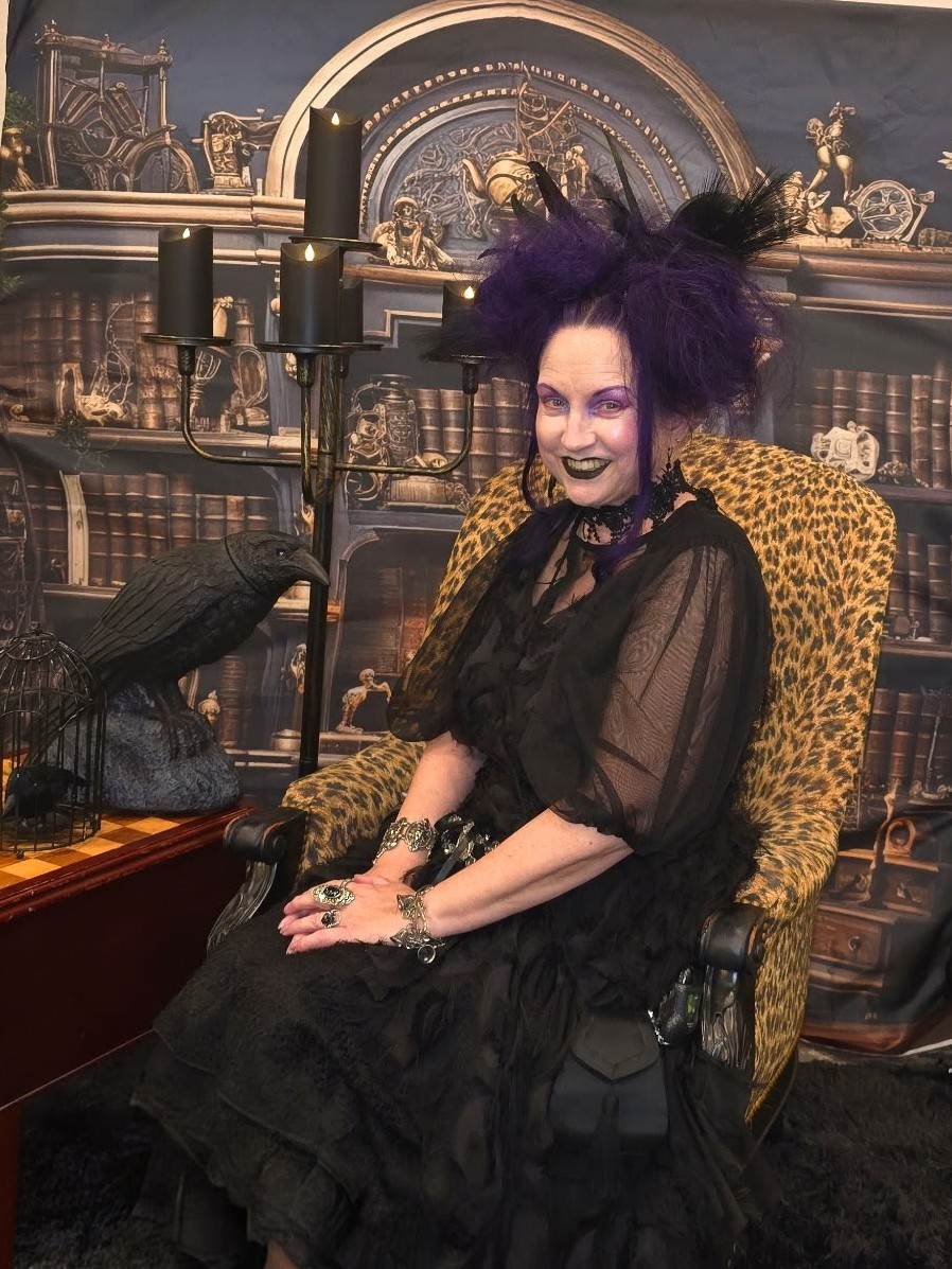 user avatar image for Mademoiselle cher