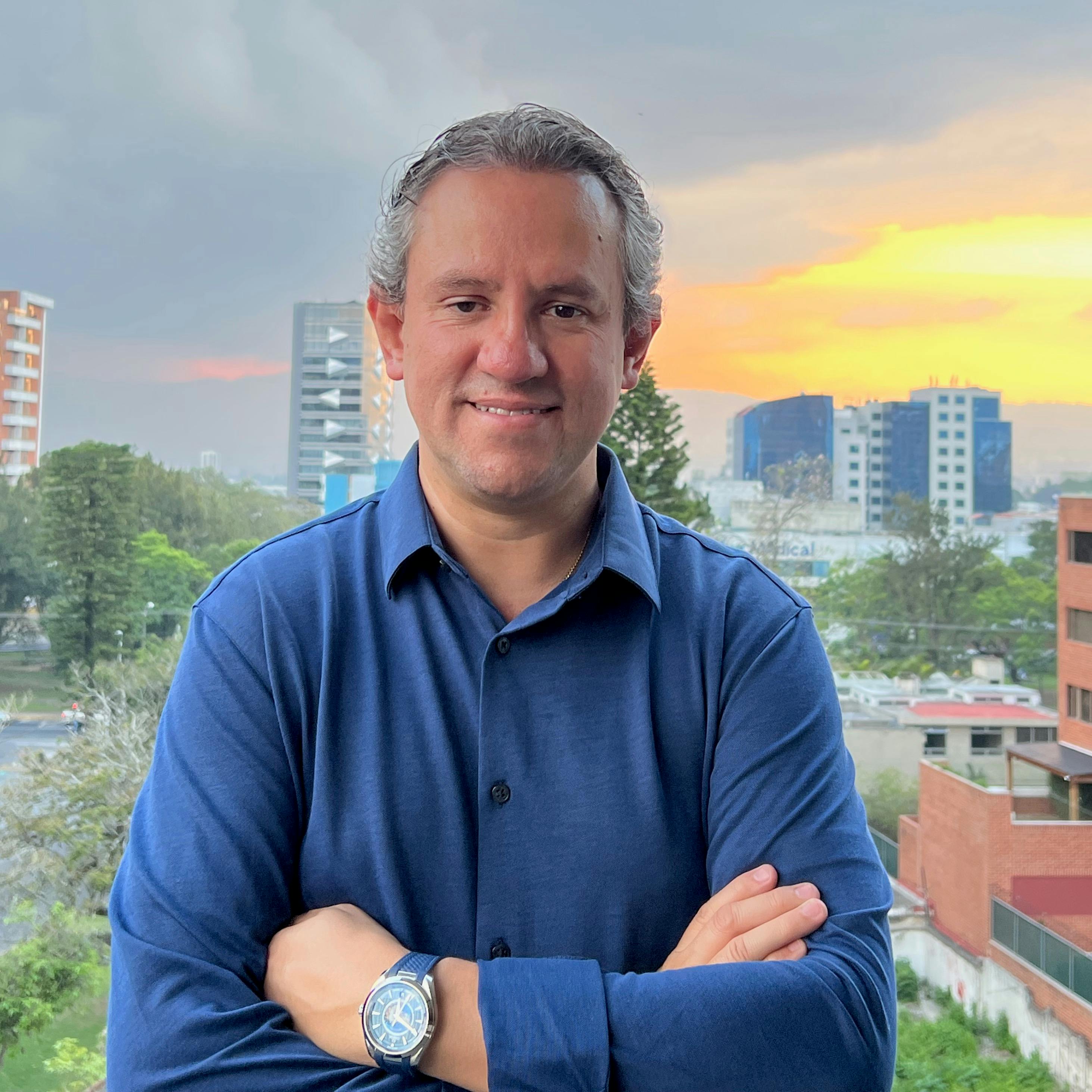 user avatar image for Roger Sandoval