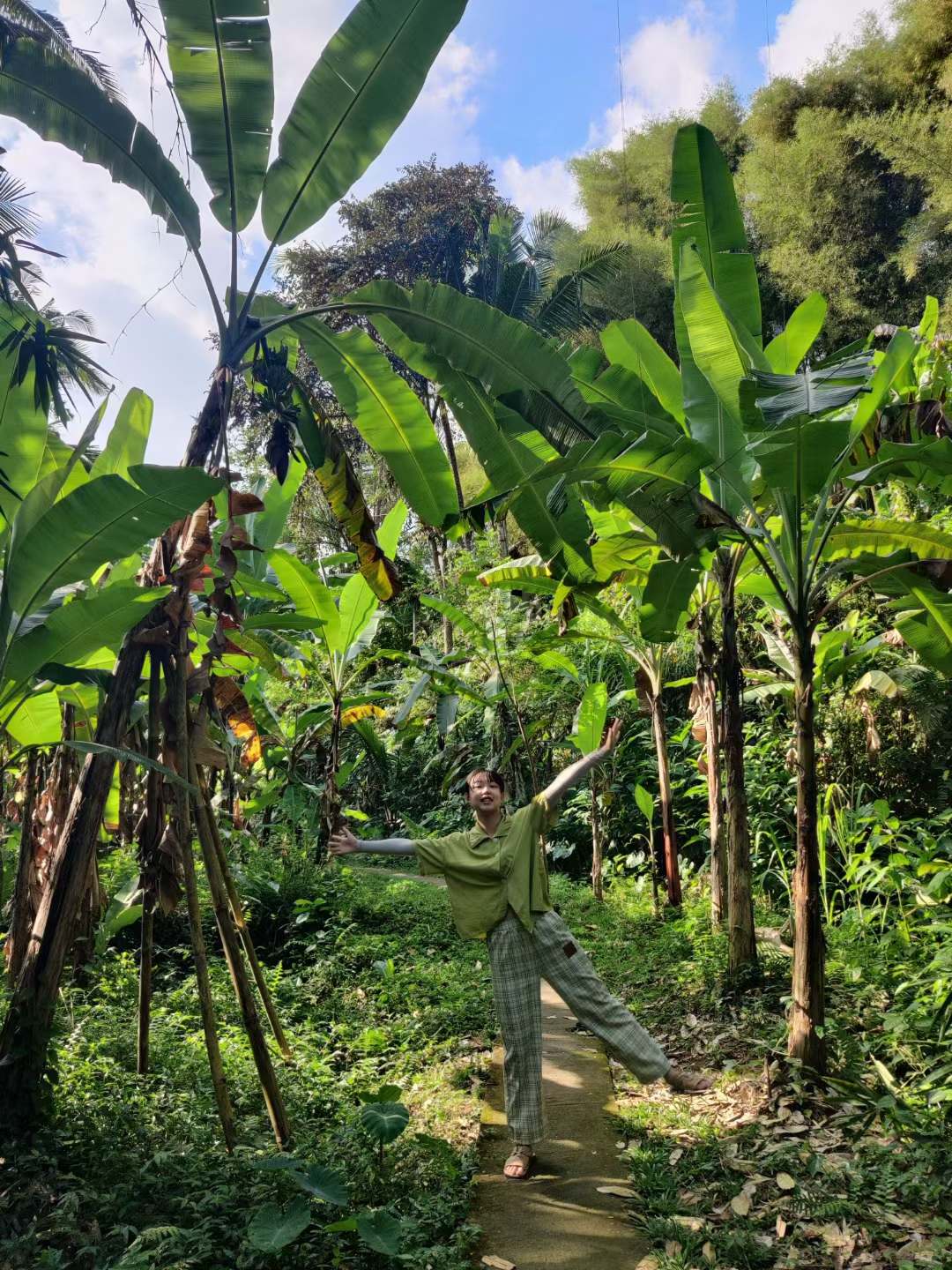 user avatar image for izzy