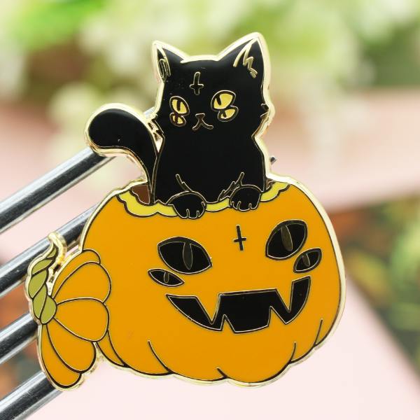 Four Eyed Cat (In Pumpkin)