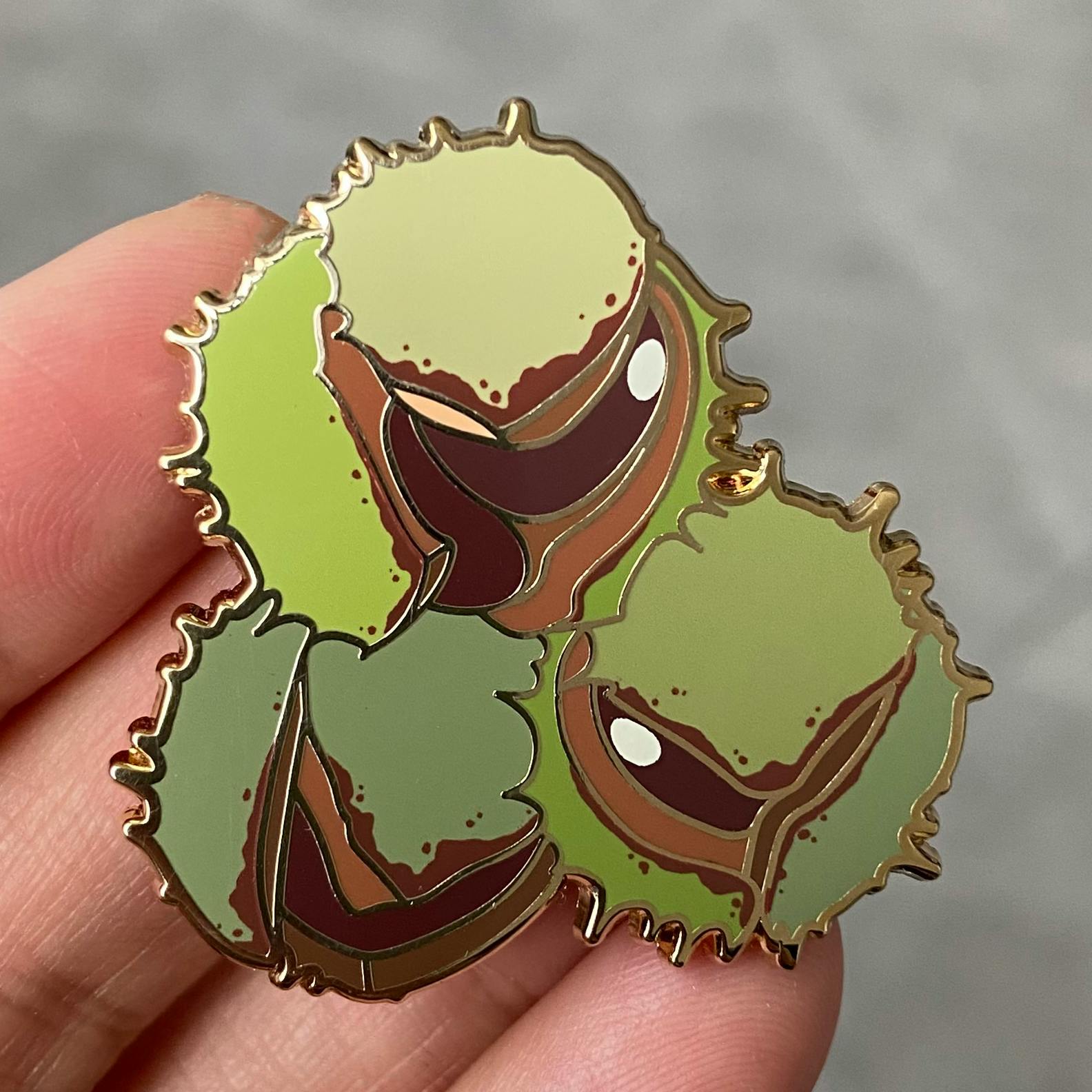 Horse Chestnut Mini Pin	