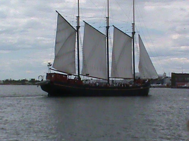 user avatar image for John Barclay