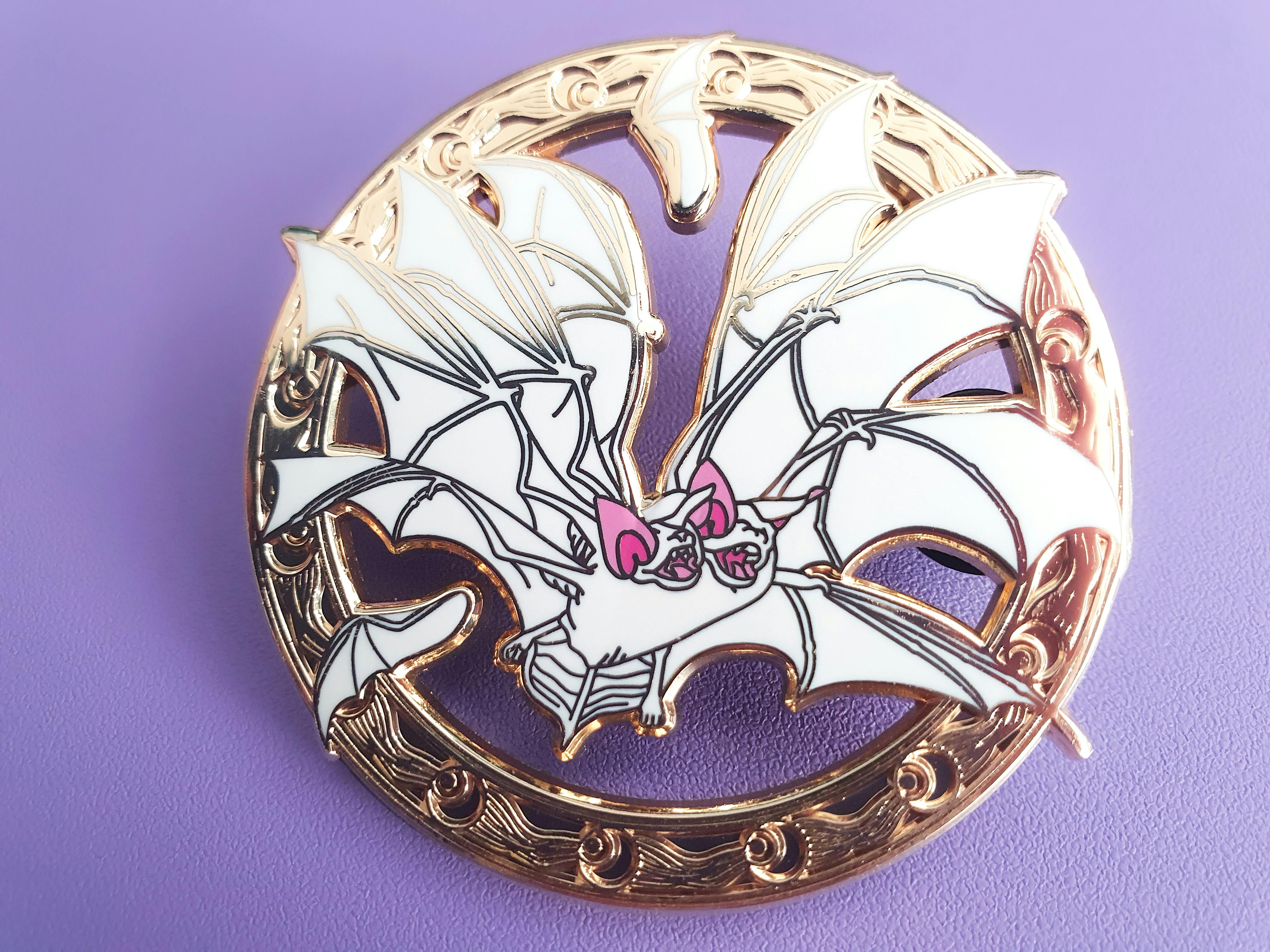 Bat pin - Gold