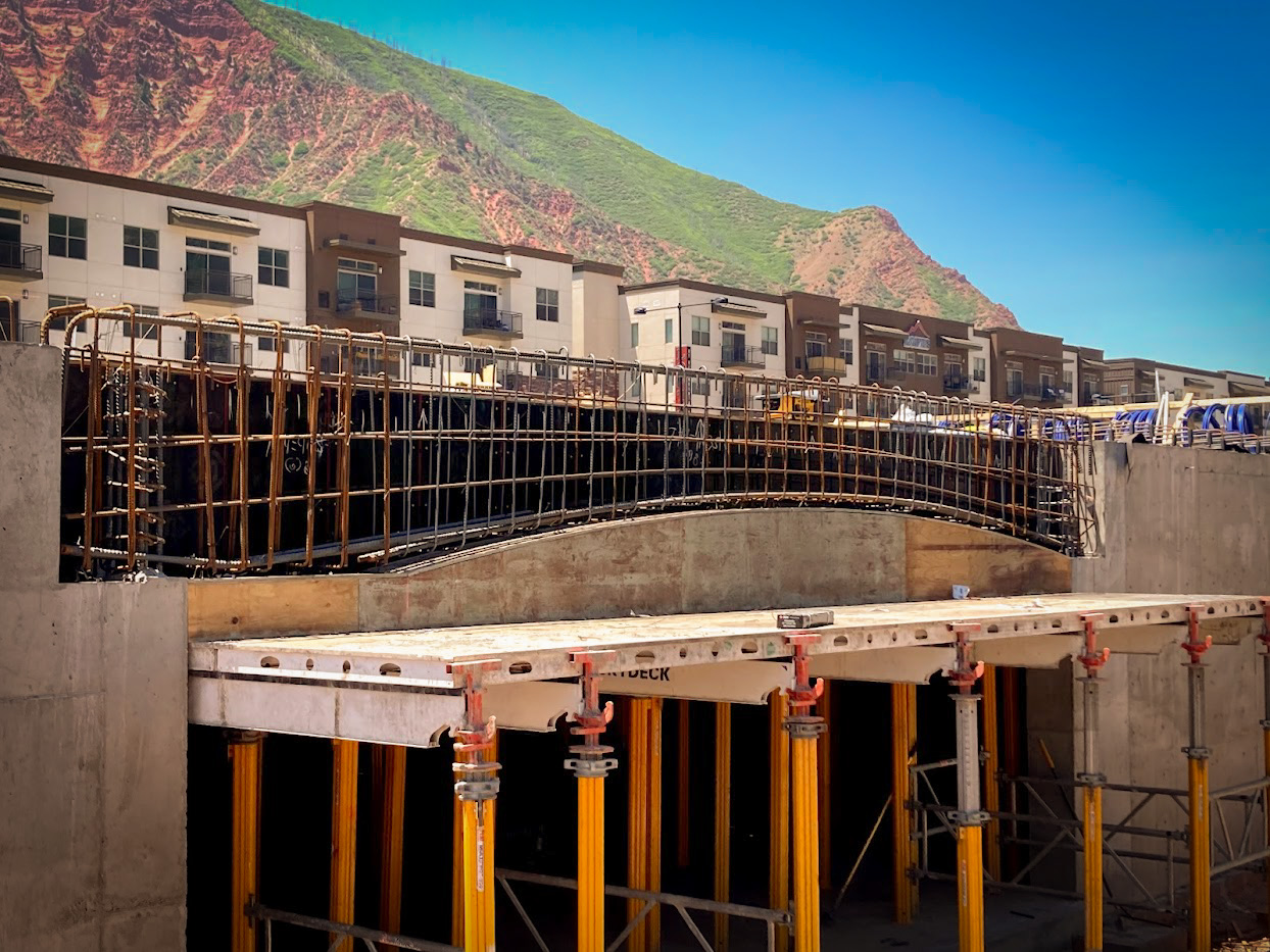 user avatar image for Reynore