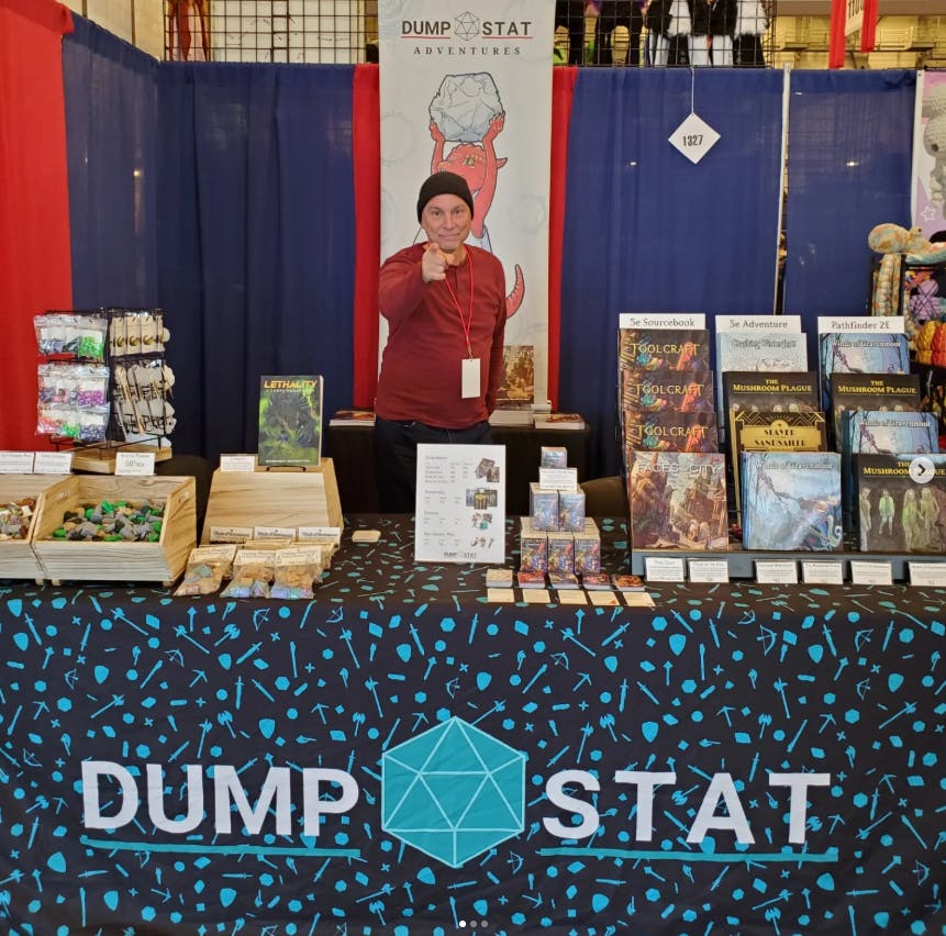 Dump Stat's table at Grand Rapids Comic Con with Chris!