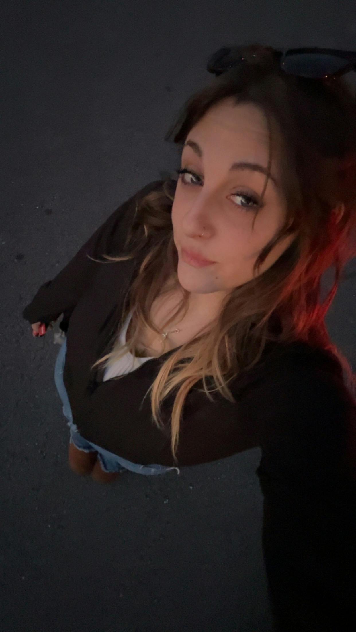 user avatar image for Makayla Hunter