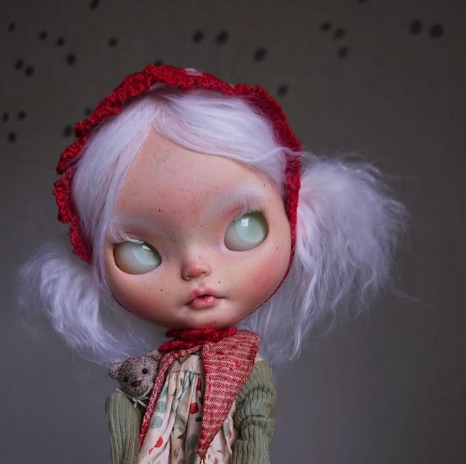 user avatar image for Claudia 