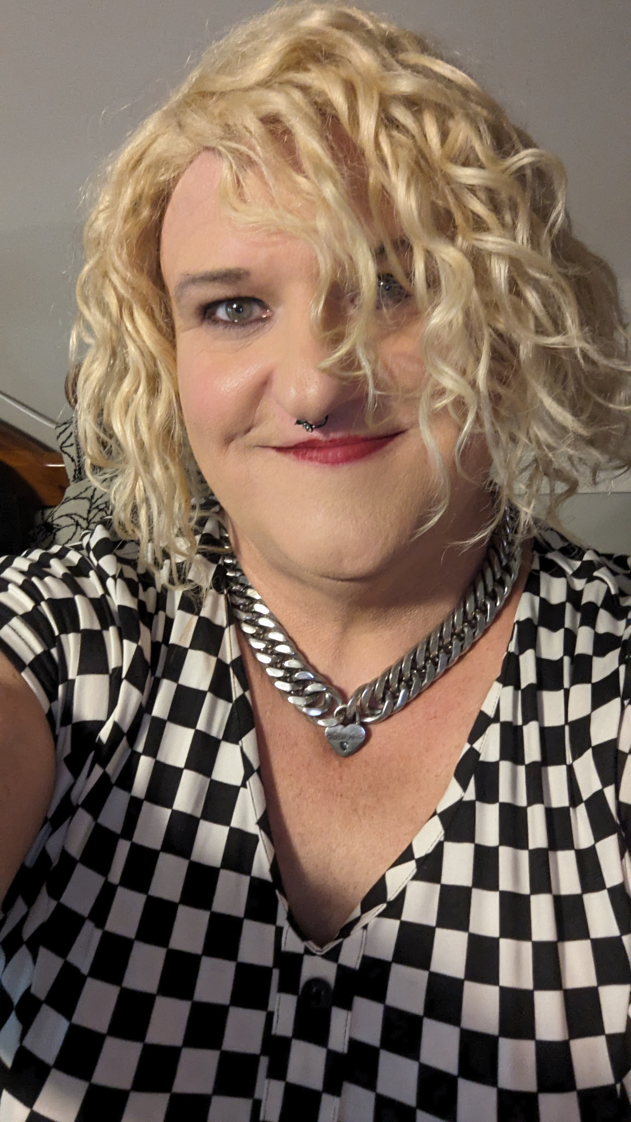 user avatar image for Nadja Grove 