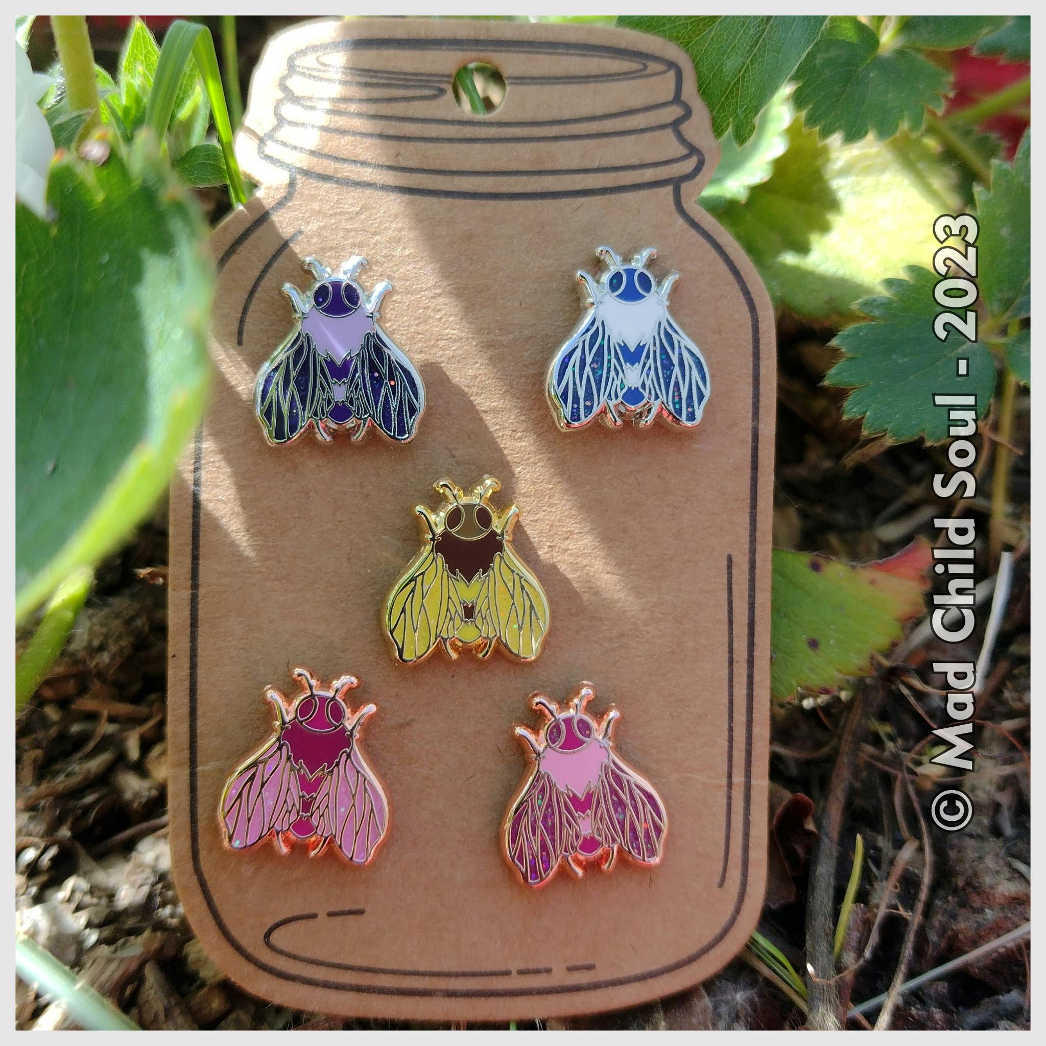 1x MINI PIN : Purple Bee