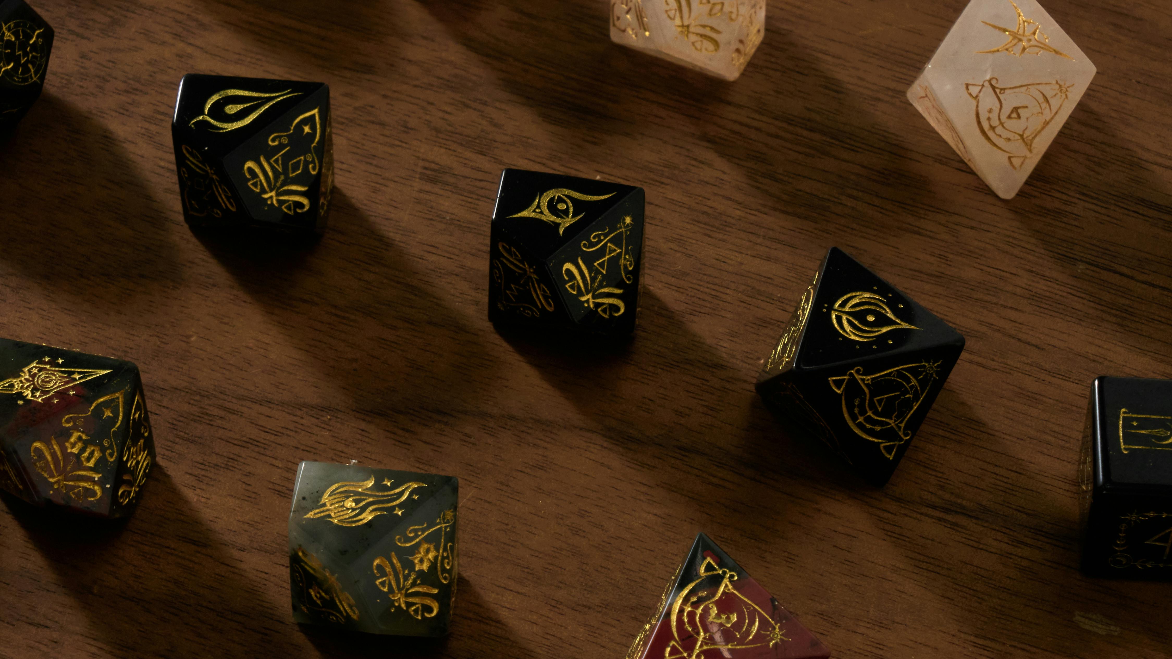 Duskwheel Fate Dice: Dawnsworn, Voidstep & Emberword