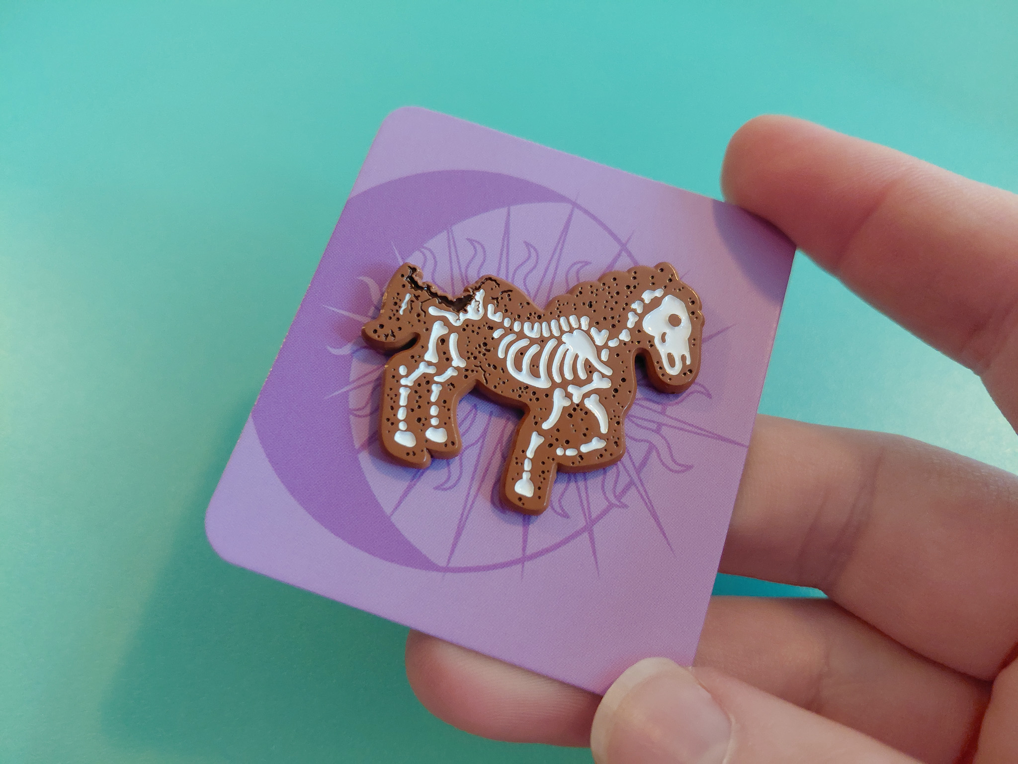 Cookie skelly horse pin