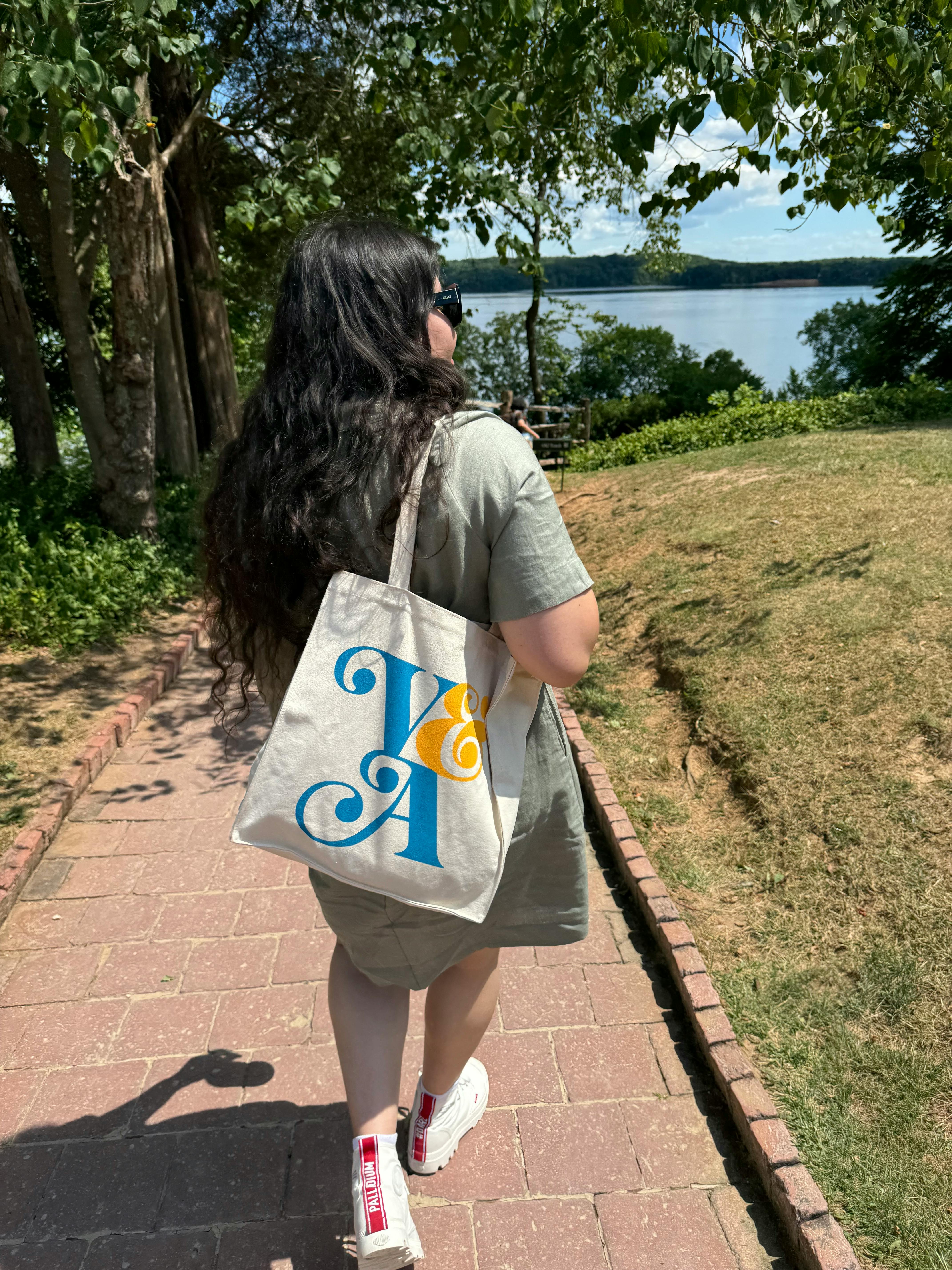 user avatar image for Thalia