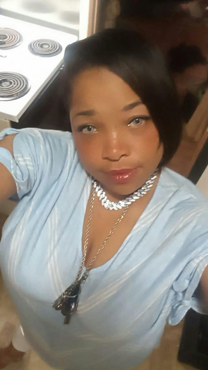 user avatar image for Monique 