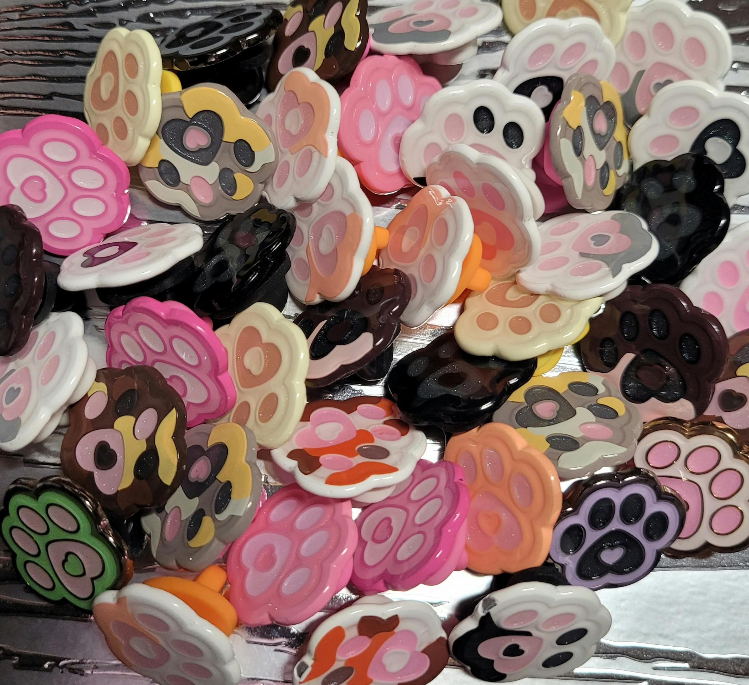 Five Seconds Paw Pins - Grab Bag