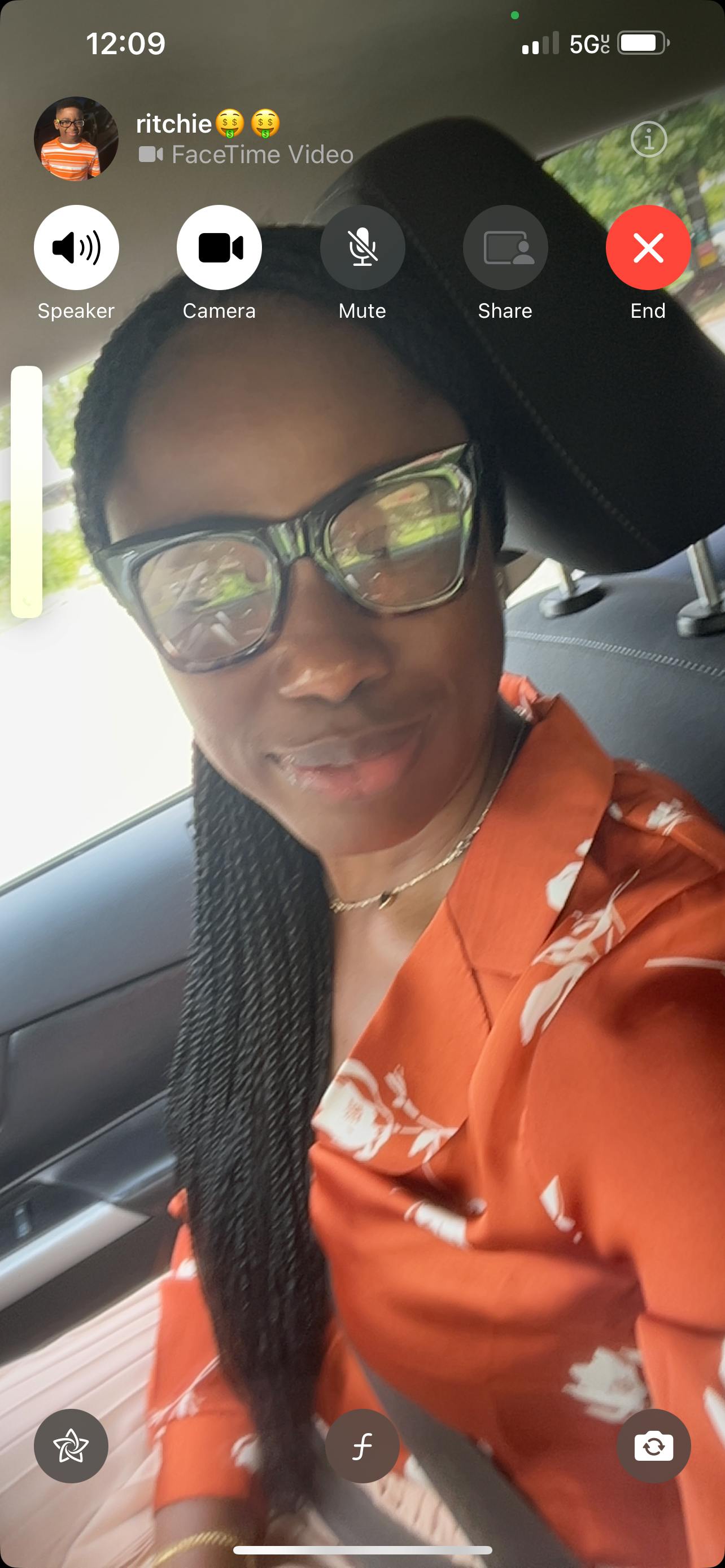 user avatar image for Ruth Gold