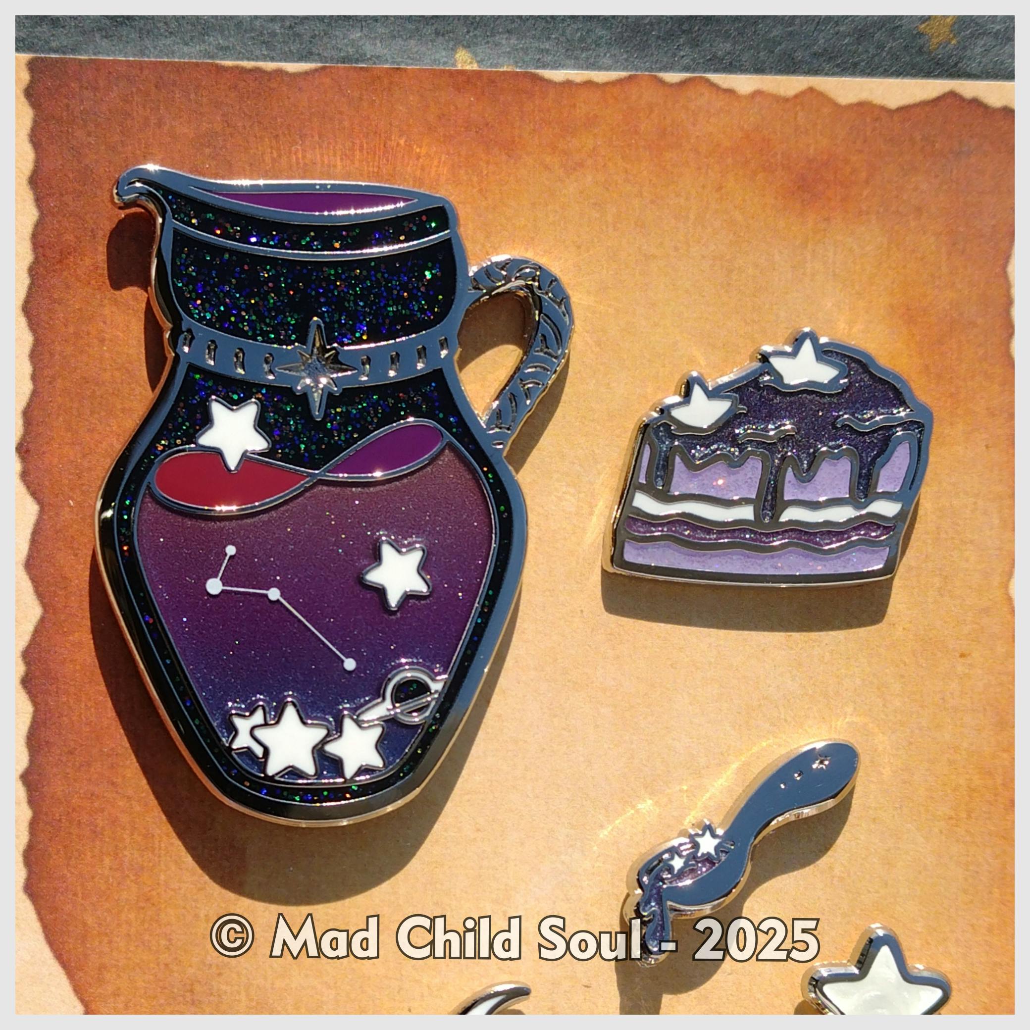 1x PIN + 1x MINI : Duo Astral Treats - Deep Space